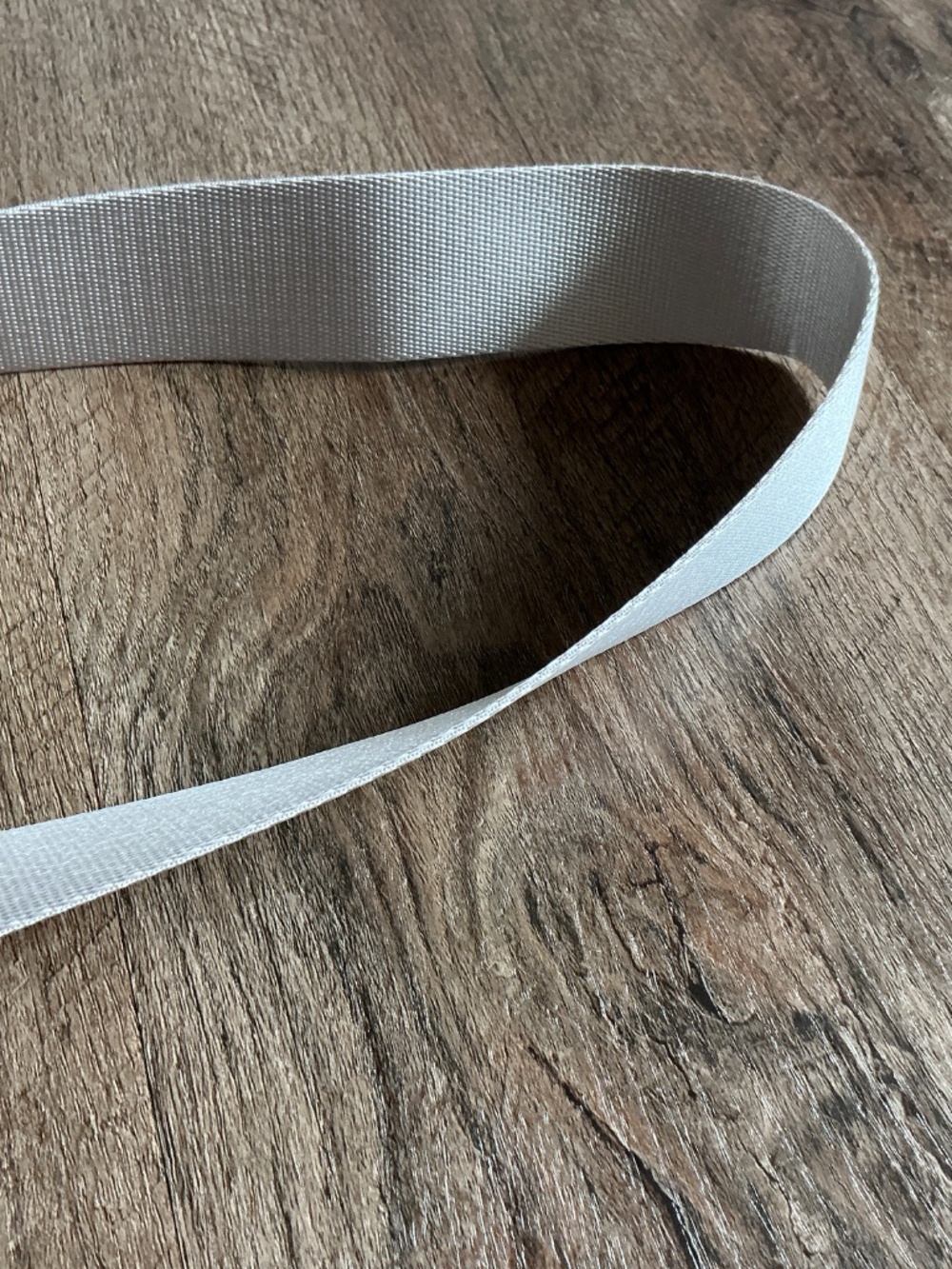 Lululemon Everywhere Belt Bag White Cream With Logo Strap Chest LU9BG1S NEW - Picture 8 of 13